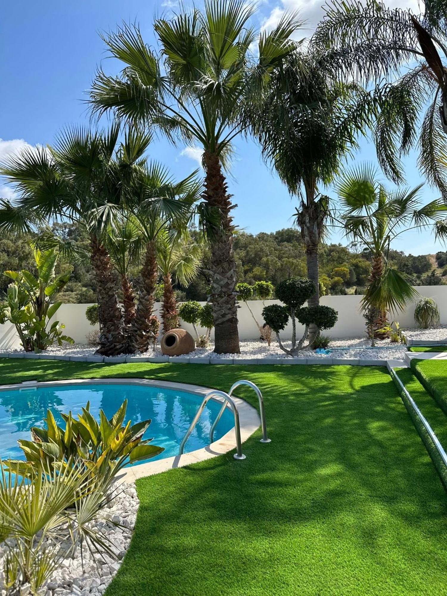 Leo's Paradise Villa *