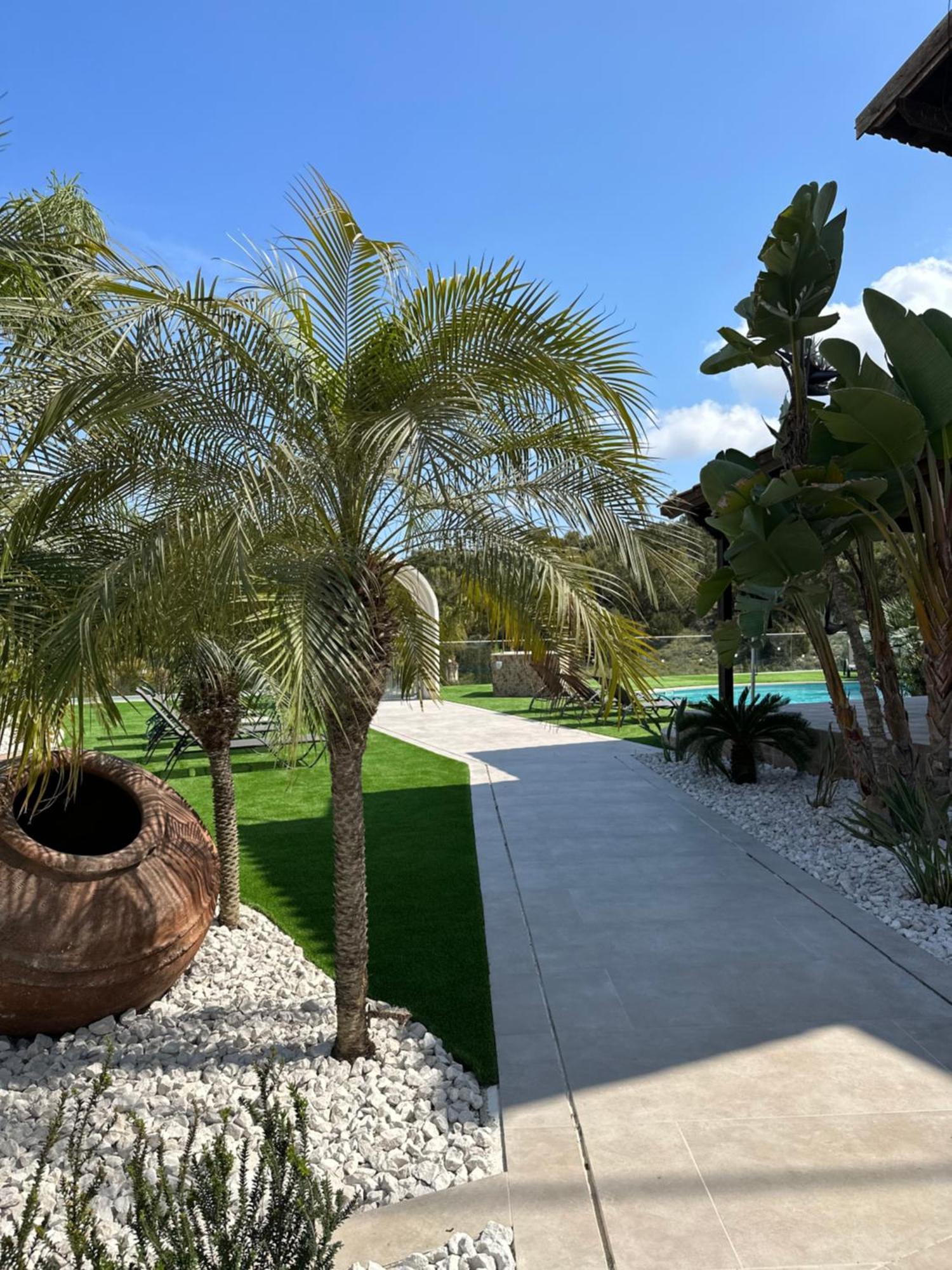 Leo's Paradise Villa